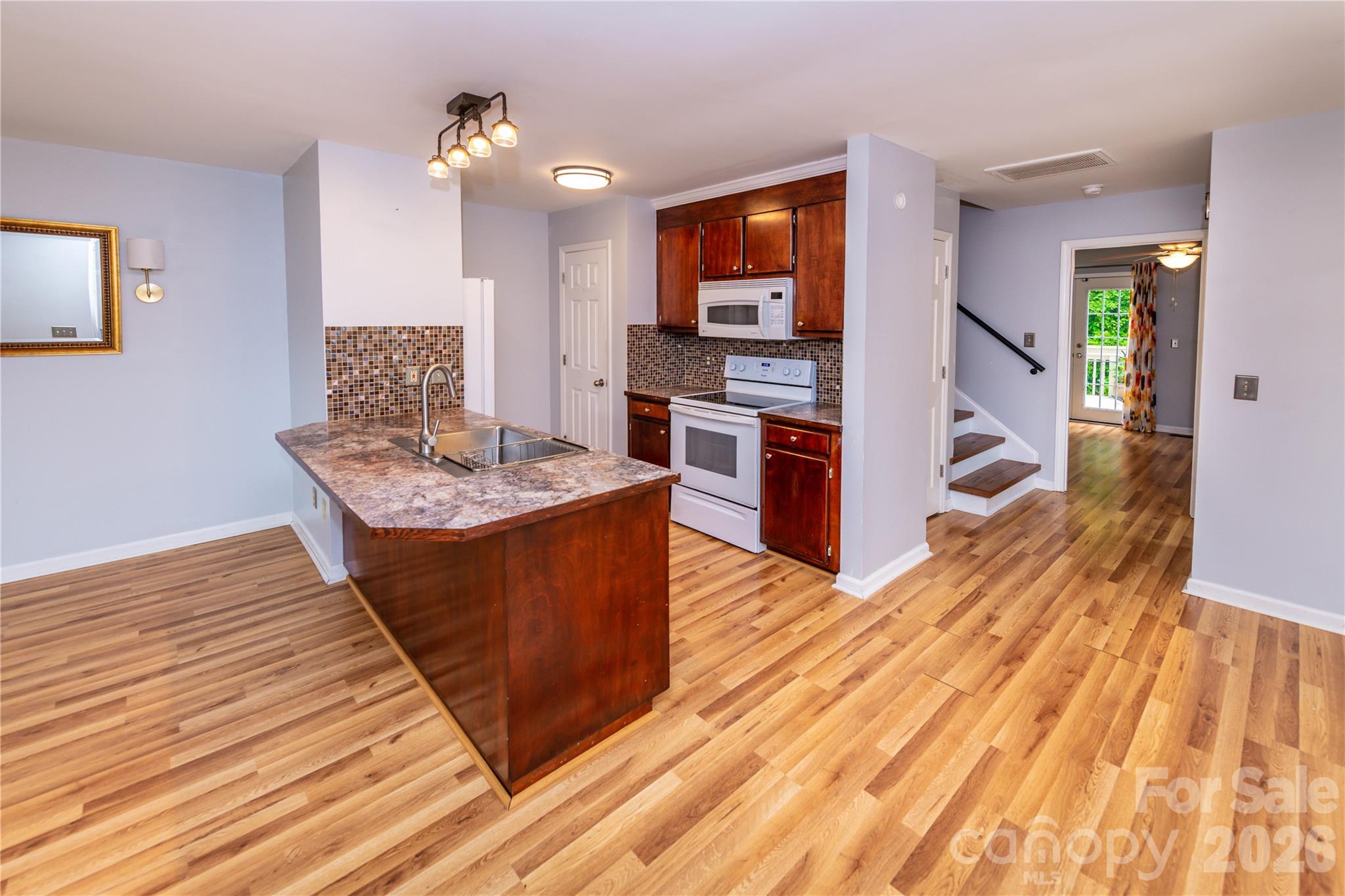 3240 Carlyle Drive NW — Concord
