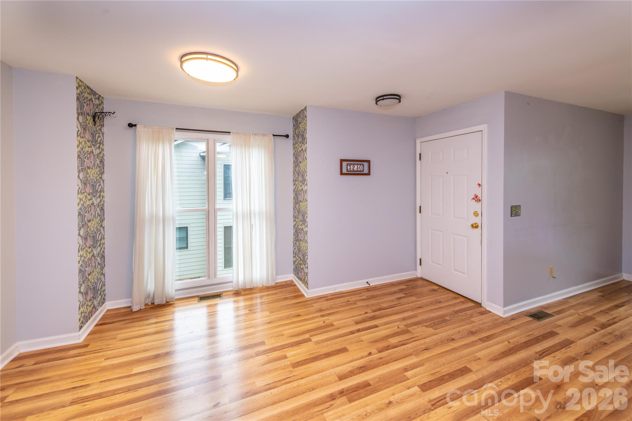3240 Carlyle Drive NW — Concord