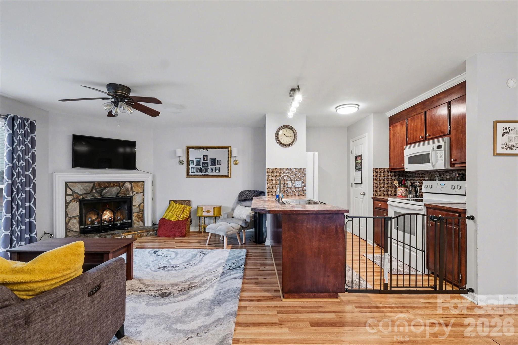 3240 Carlyle Drive NW — Concord