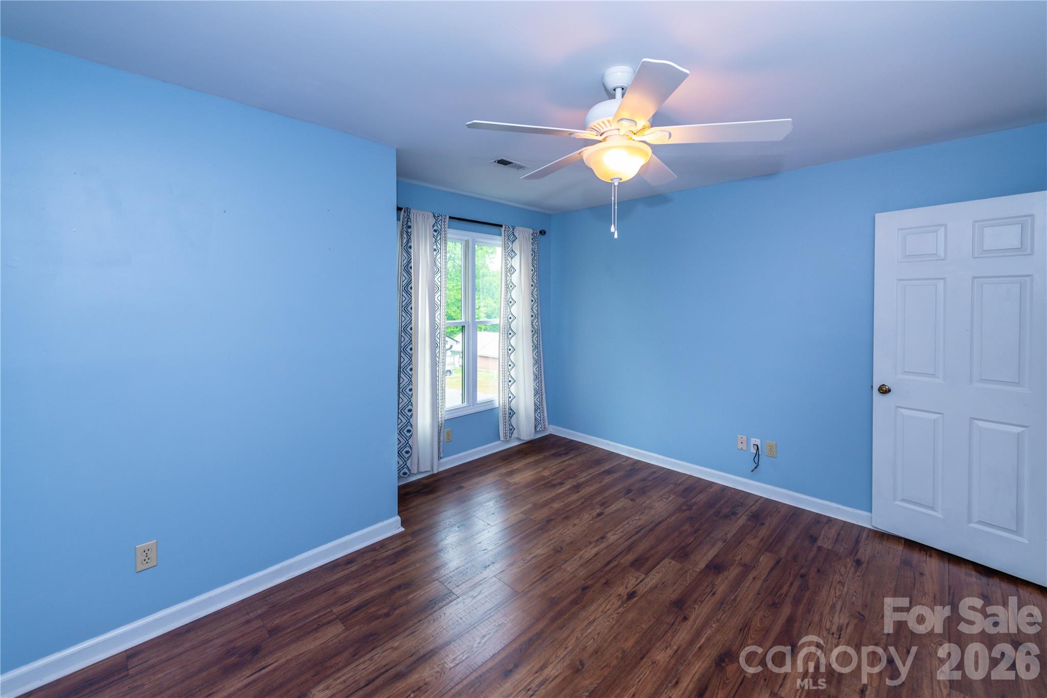 3240 Carlyle Drive NW — Concord