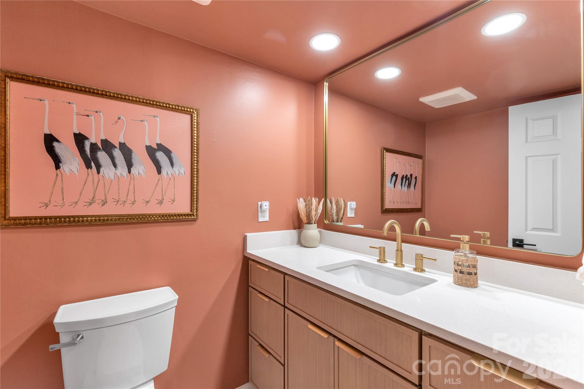 143 Greenridge Road — Clover