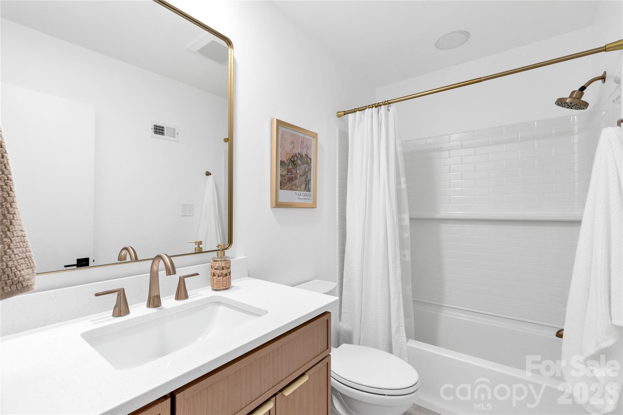 143 Greenridge Road — Clover