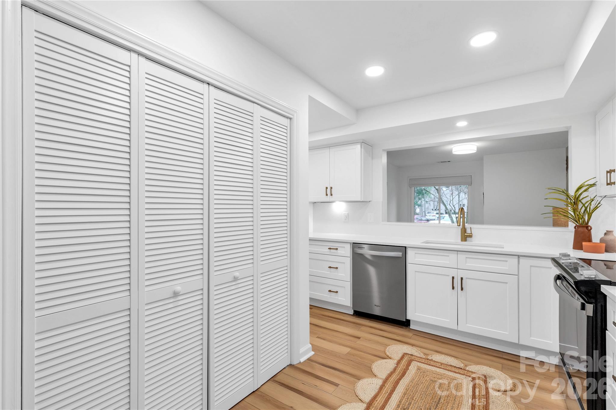 143 Greenridge Road — Clover