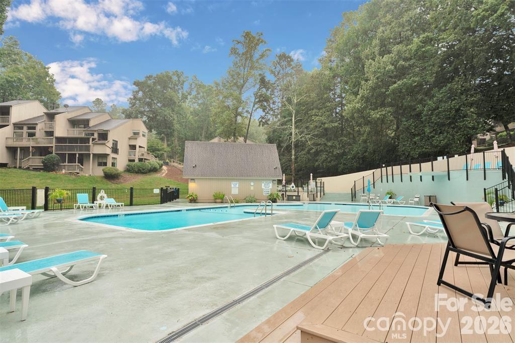 143 Greenridge Road — Clover
