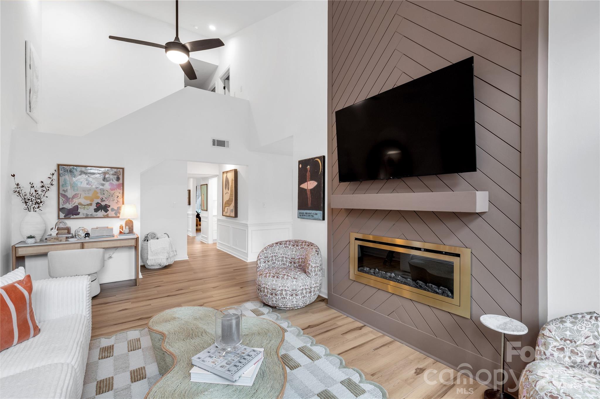 143 Greenridge Road — Clover