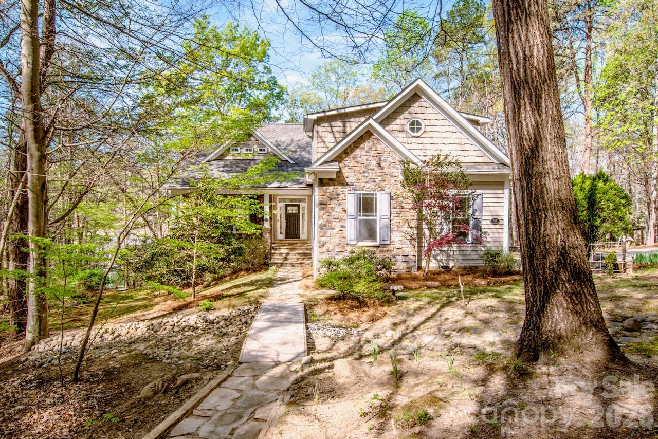 125 Melrose Lane — Mooresville