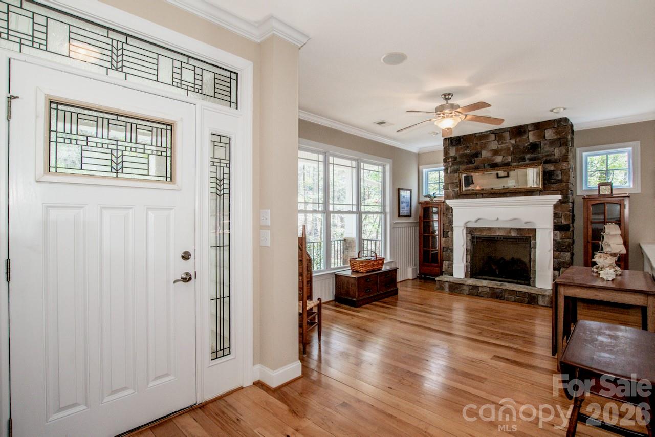 125 Melrose Lane — Mooresville