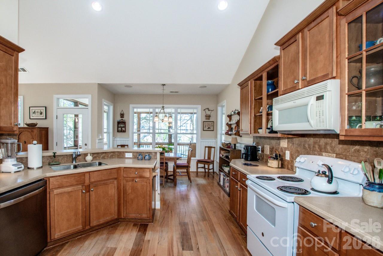 125 Melrose Lane — Mooresville