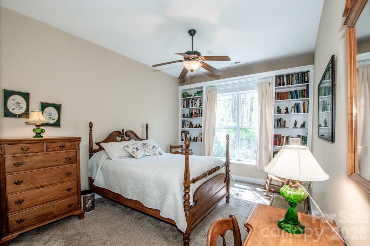 125 Melrose Lane — Mooresville