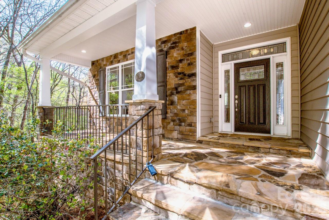 125 Melrose Lane — Mooresville