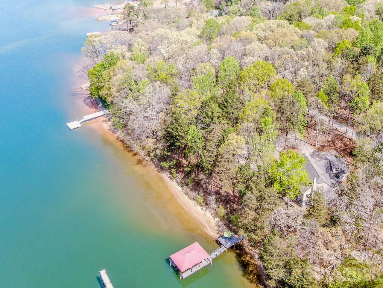 125 Melrose Lane — Mooresville