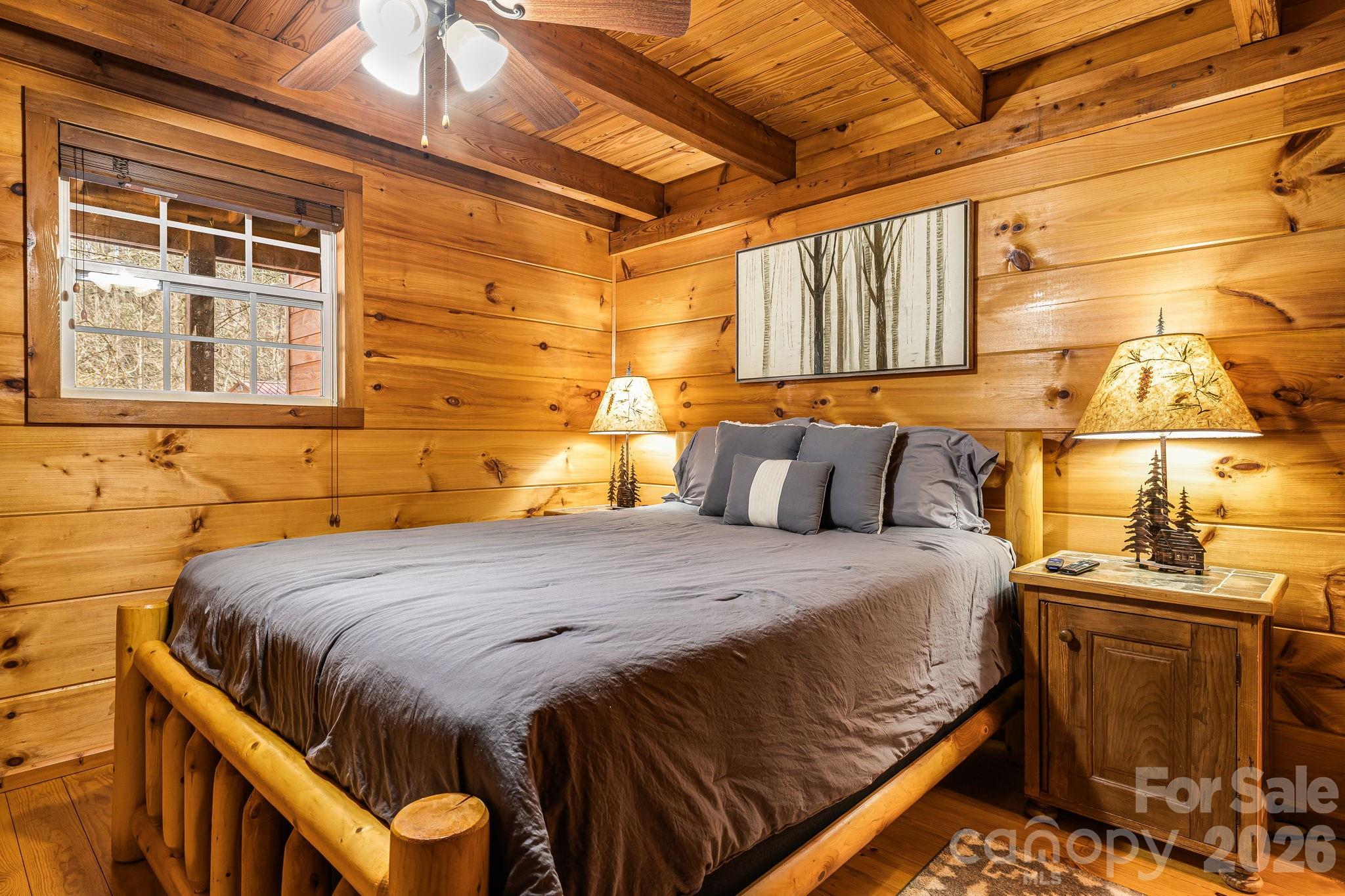 233 Rocky Top Road — Maggie Valley