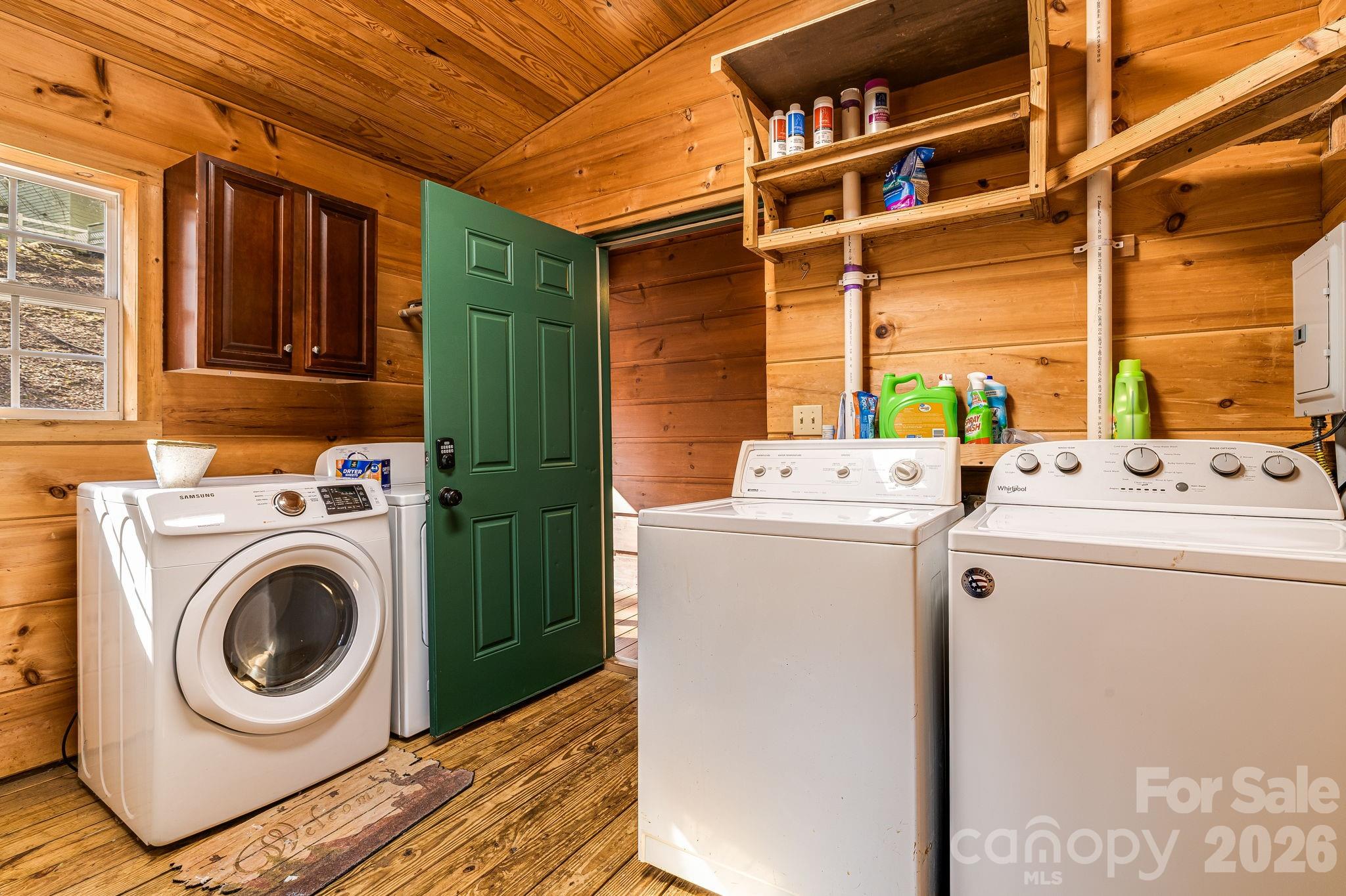 233 Rocky Top Road — Maggie Valley