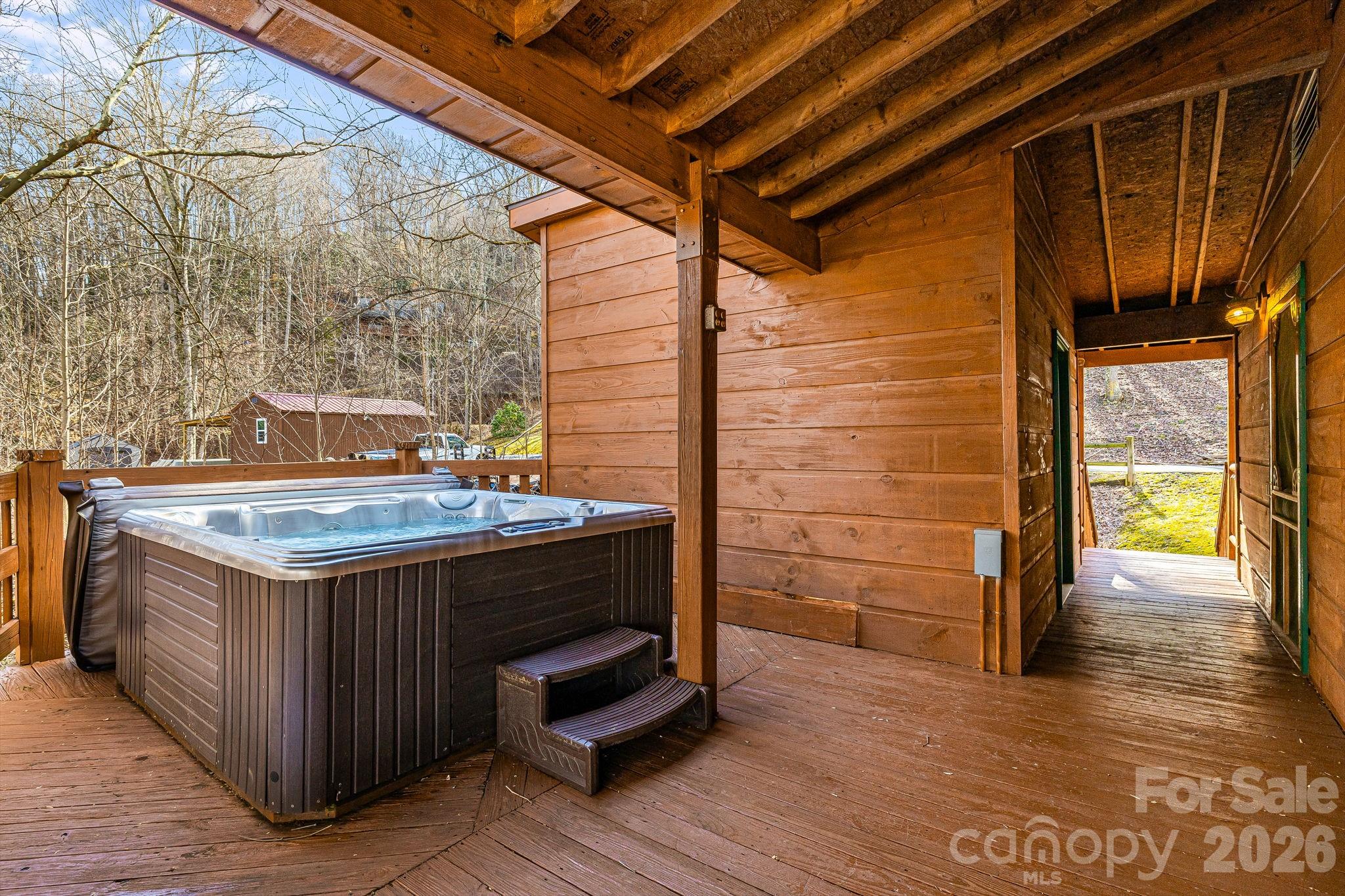 233 Rocky Top Road — Maggie Valley