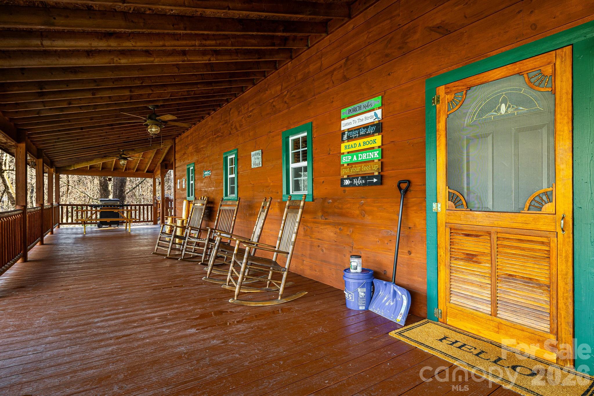 233 Rocky Top Road — Maggie Valley