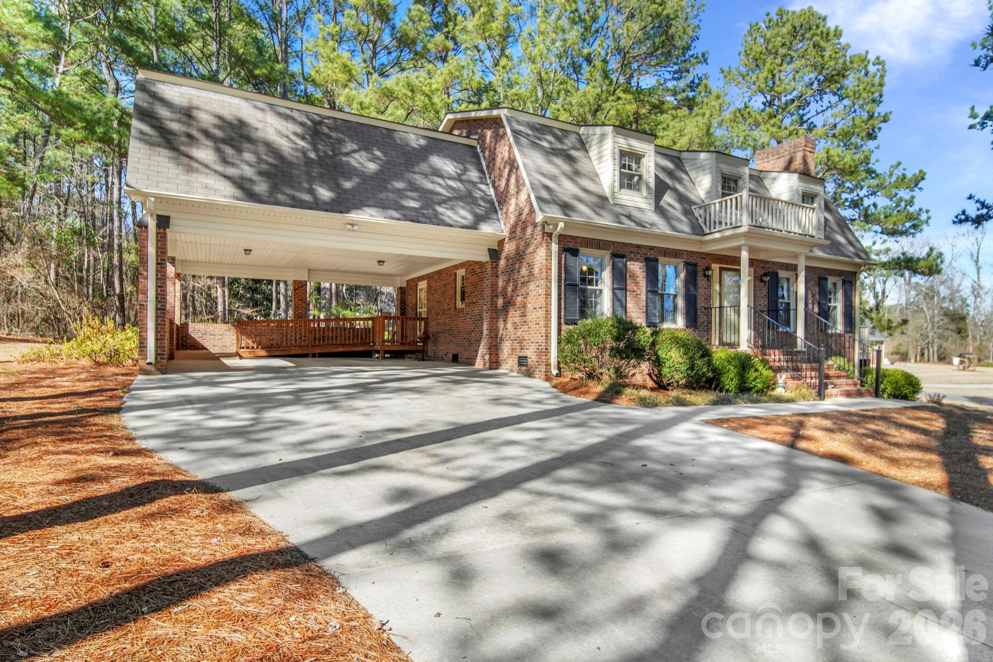 219 Williamsburg Lane — Wadesboro