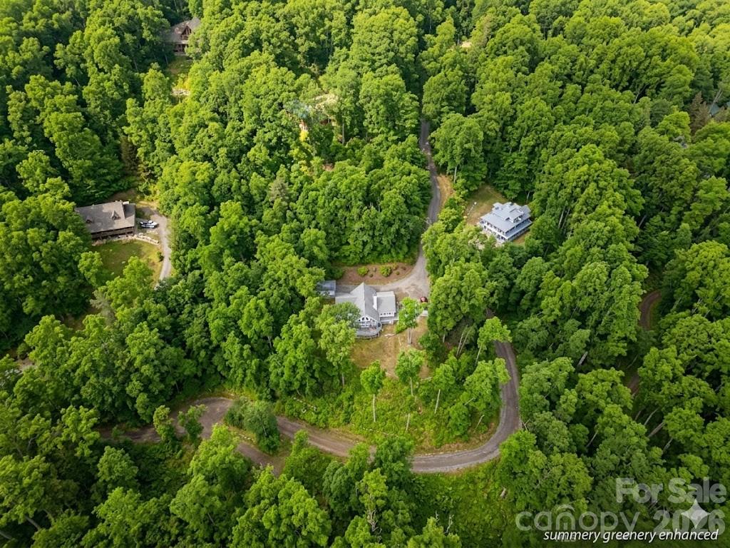 872 Mountainside Drive — Waynesville
