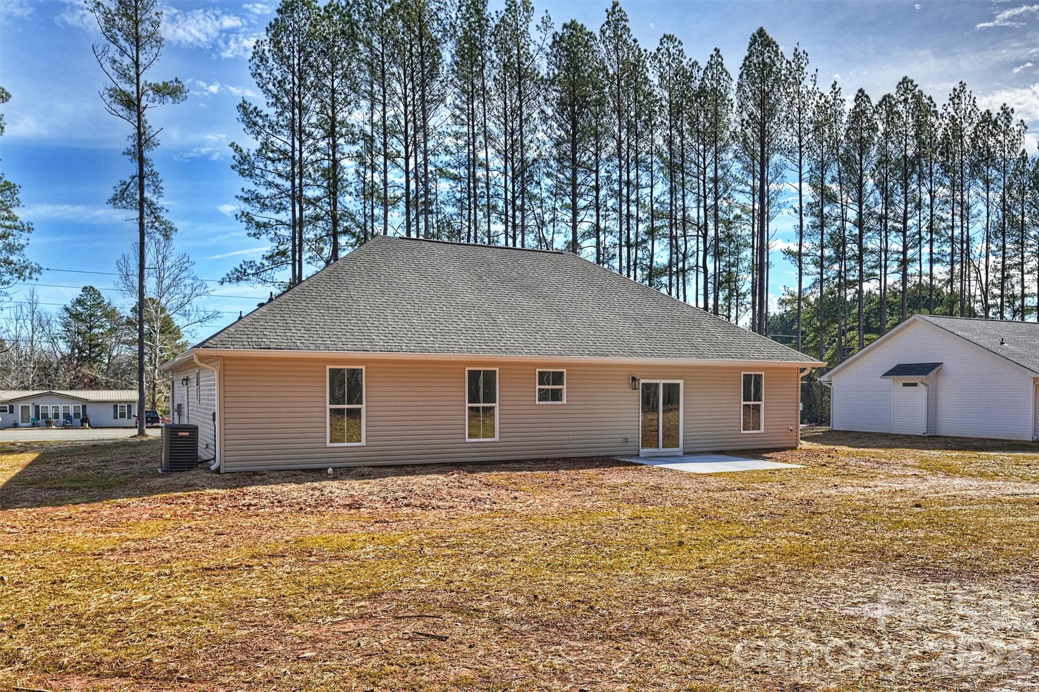2307 Lee Lawing Road — Lincolnton