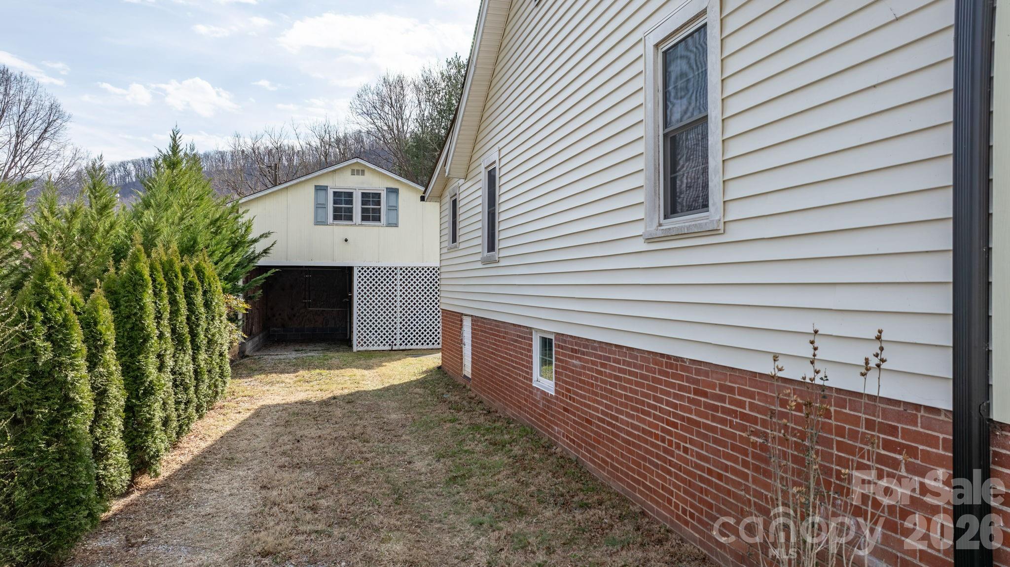 88 Lincoln Avenue — Marion