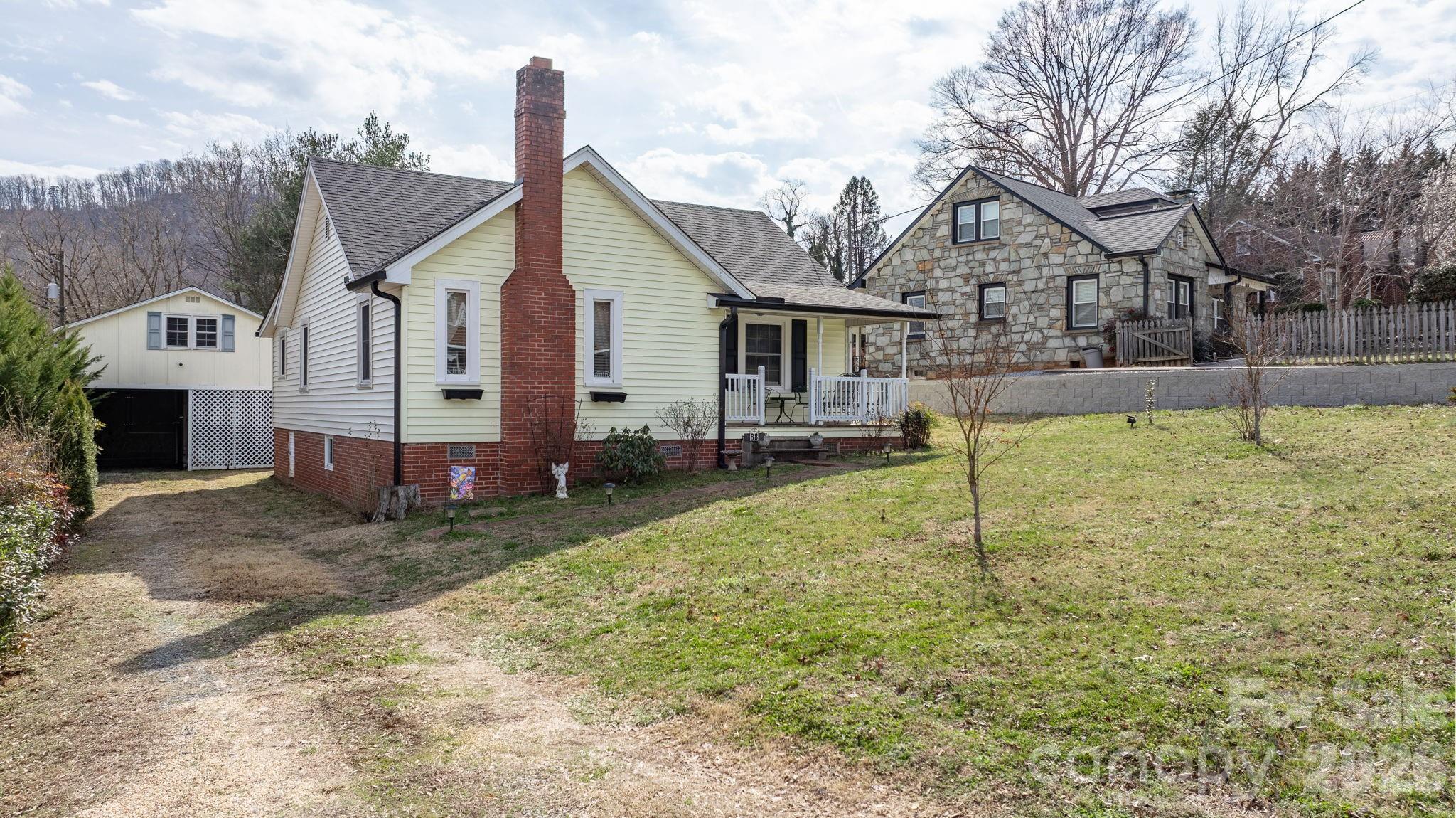 88 Lincoln Avenue — Marion