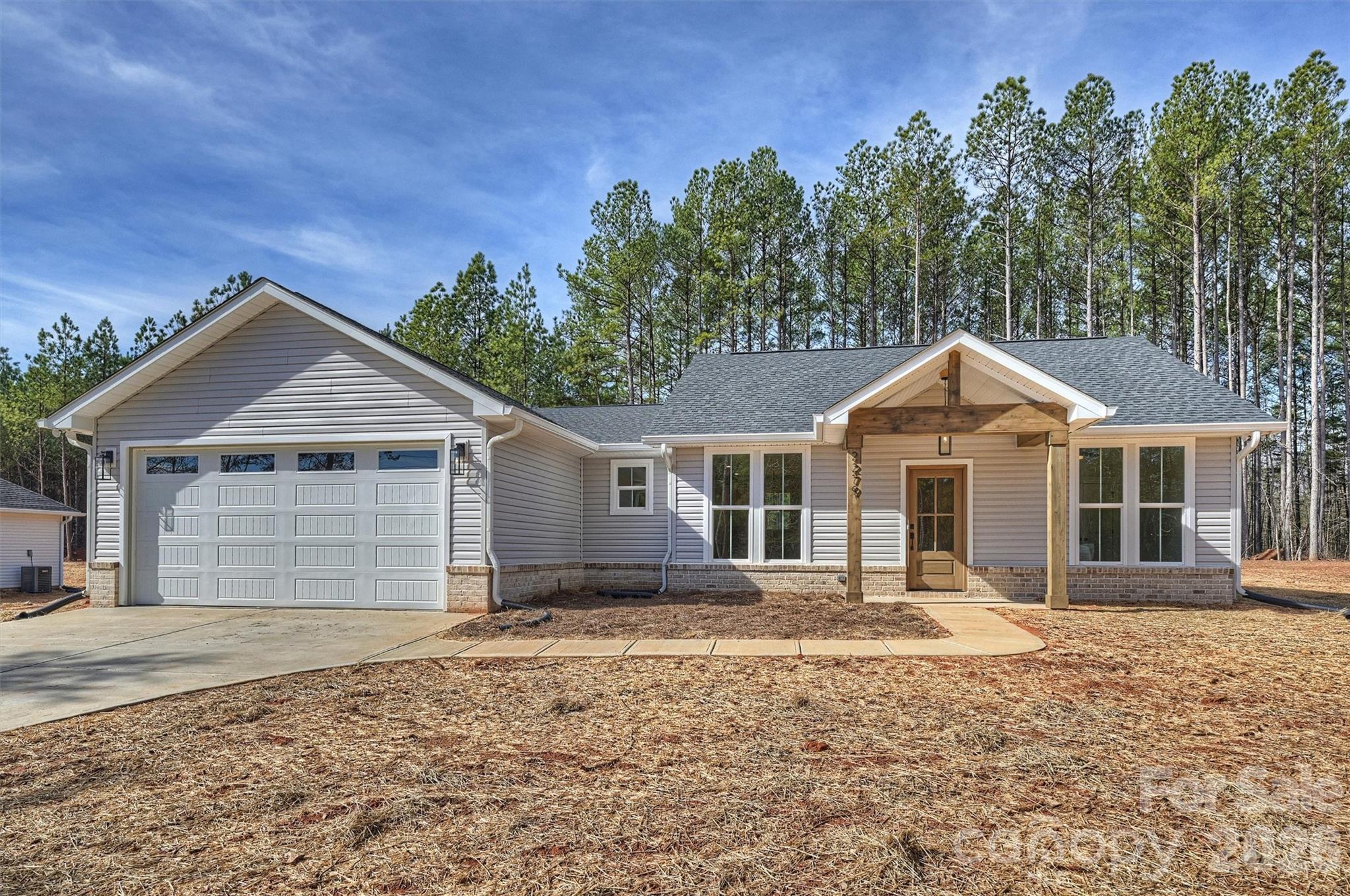 2279 Lee Lawing Road — Lincolnton