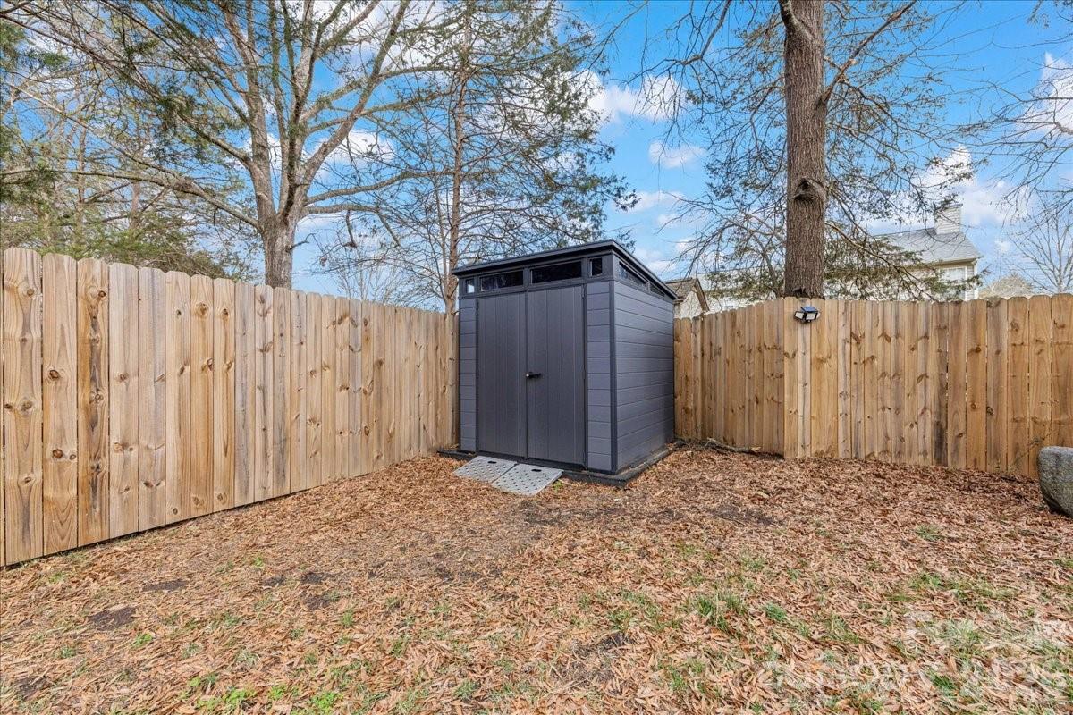 14242 Carolina Forest Court — Charlotte