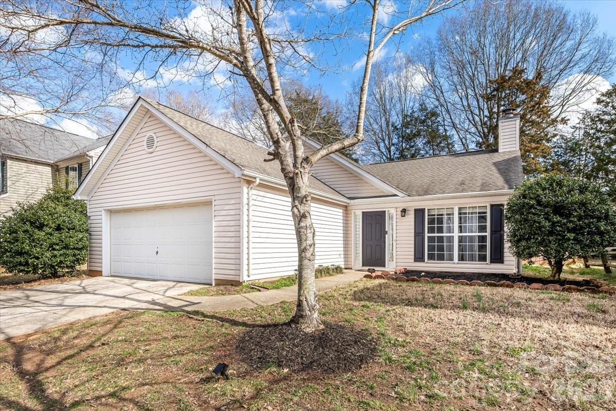 14242 Carolina Forest Court — Charlotte