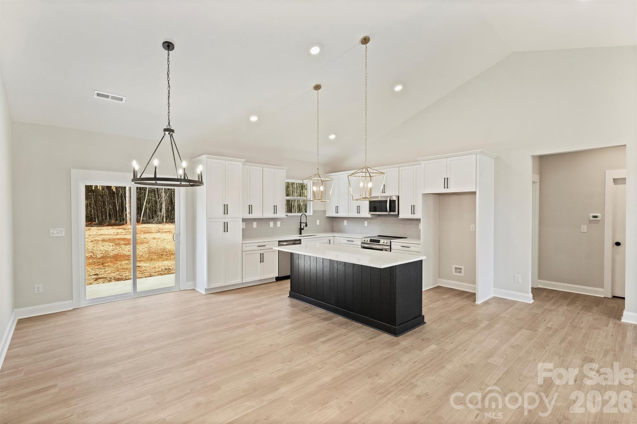2271 Lee Lawing Road — Lincolnton