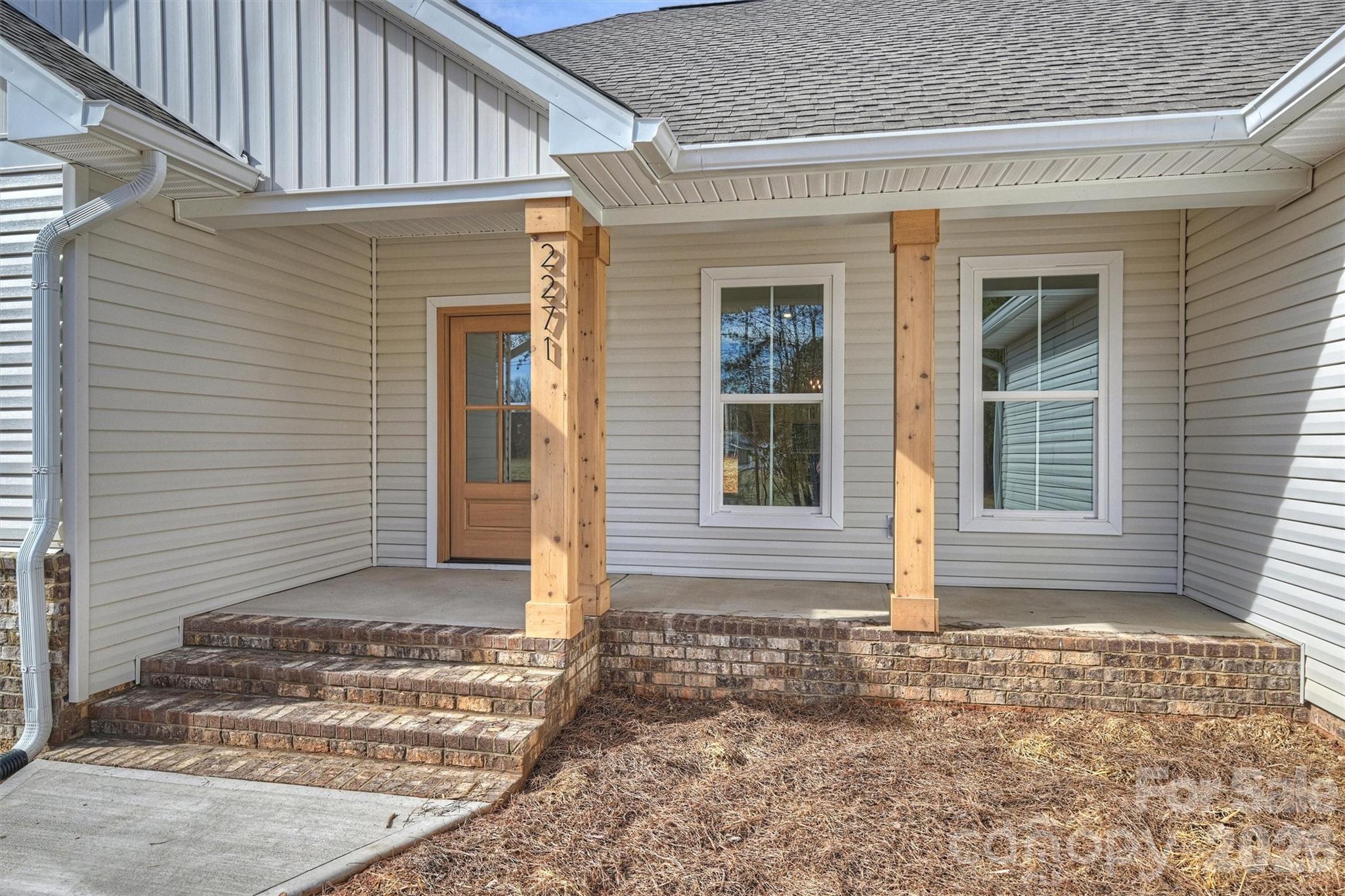 2271 Lee Lawing Road — Lincolnton