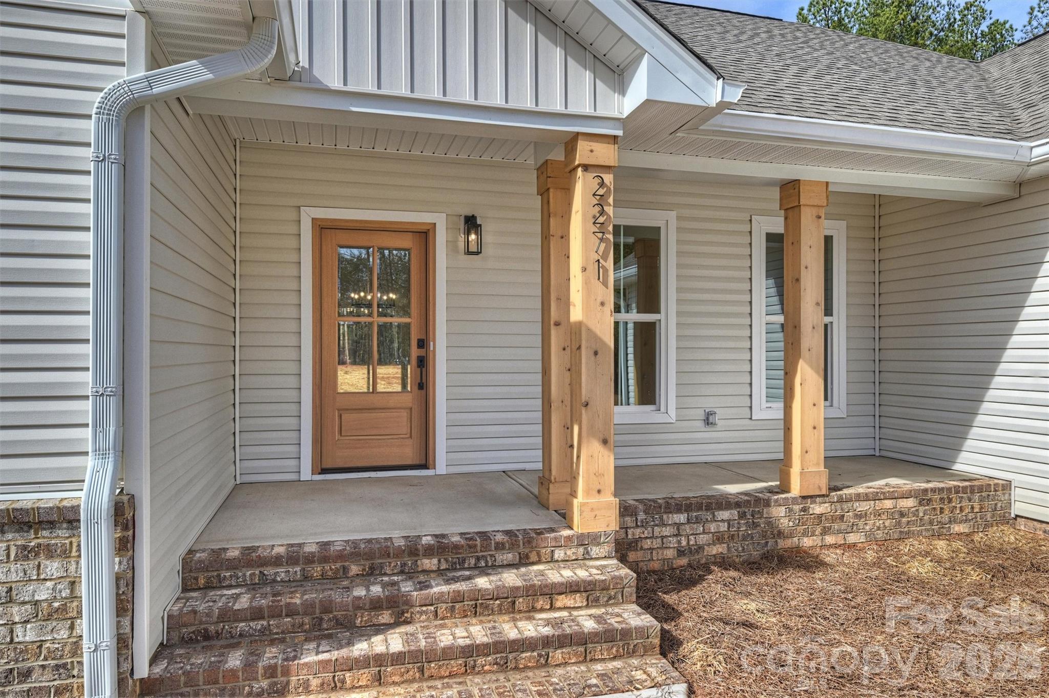 2271 Lee Lawing Road — Lincolnton
