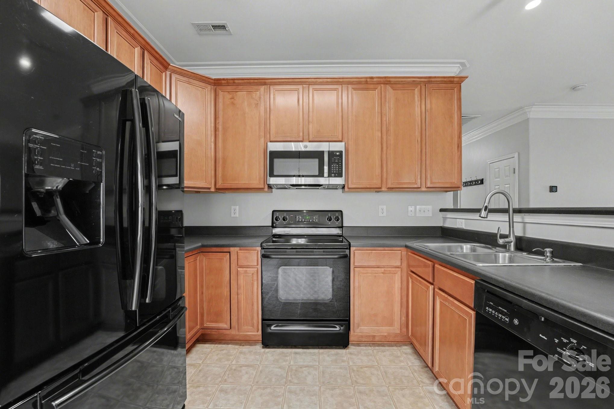 1440 NW Duckhorn Street NW — Concord