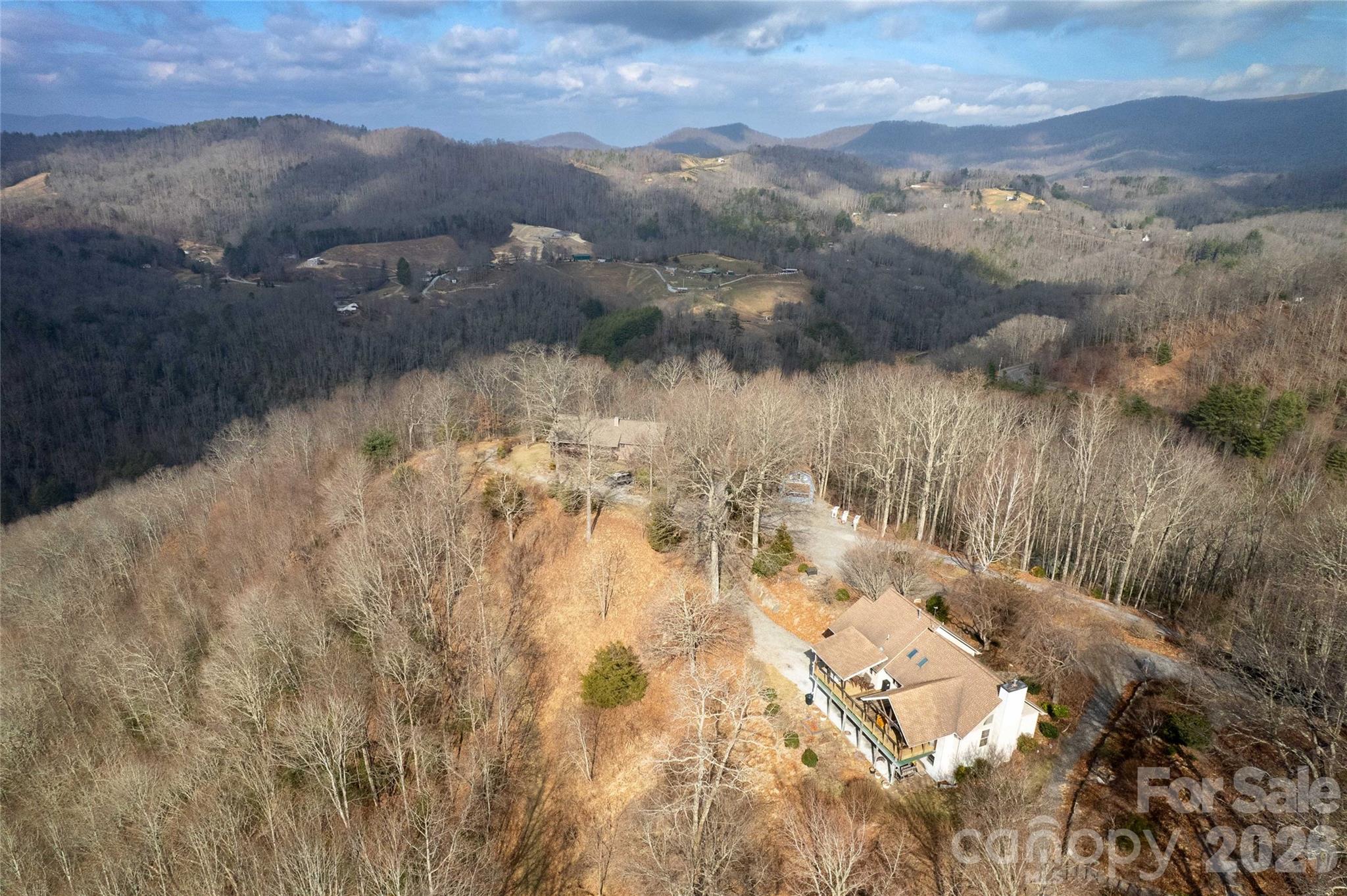 149 Windy Hill Circle — Tuckasegee