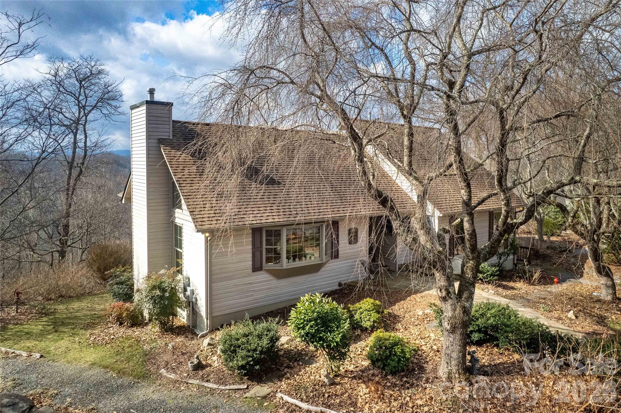 149 Windy Hill Circle — Tuckasegee