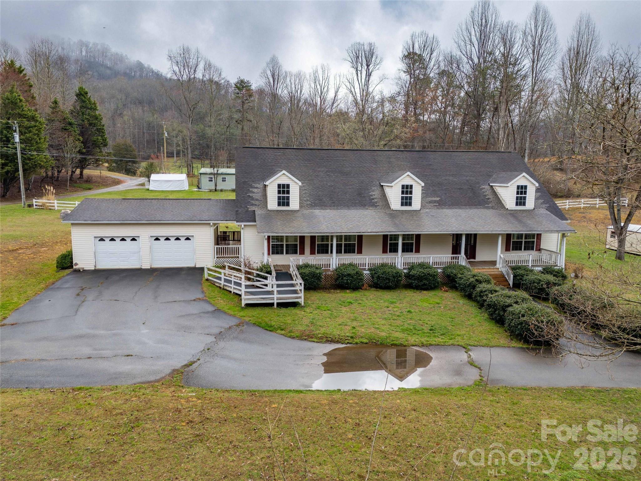 1564 Camp Creek Road — Whittier