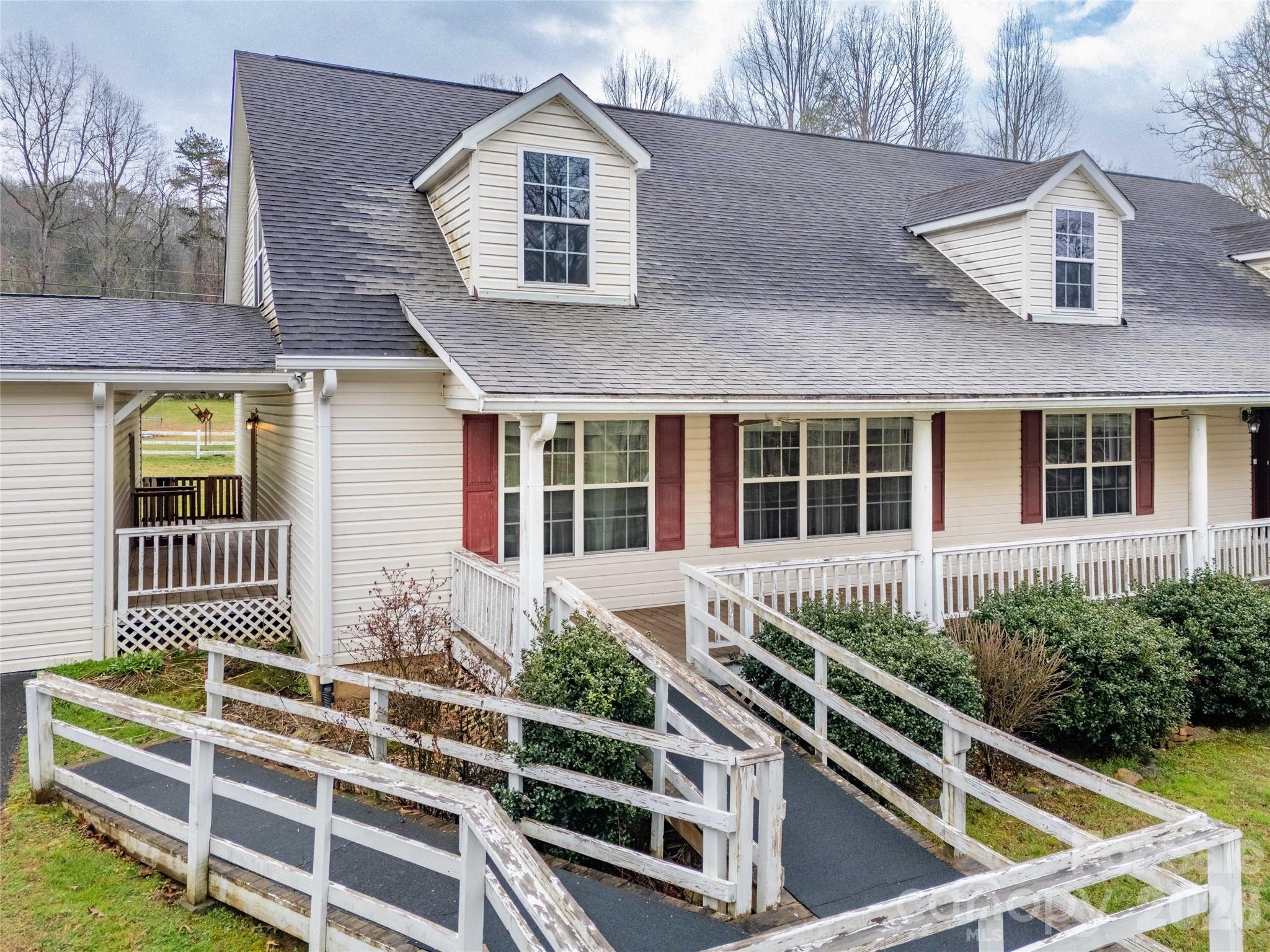 1564 Camp Creek Road — Whittier