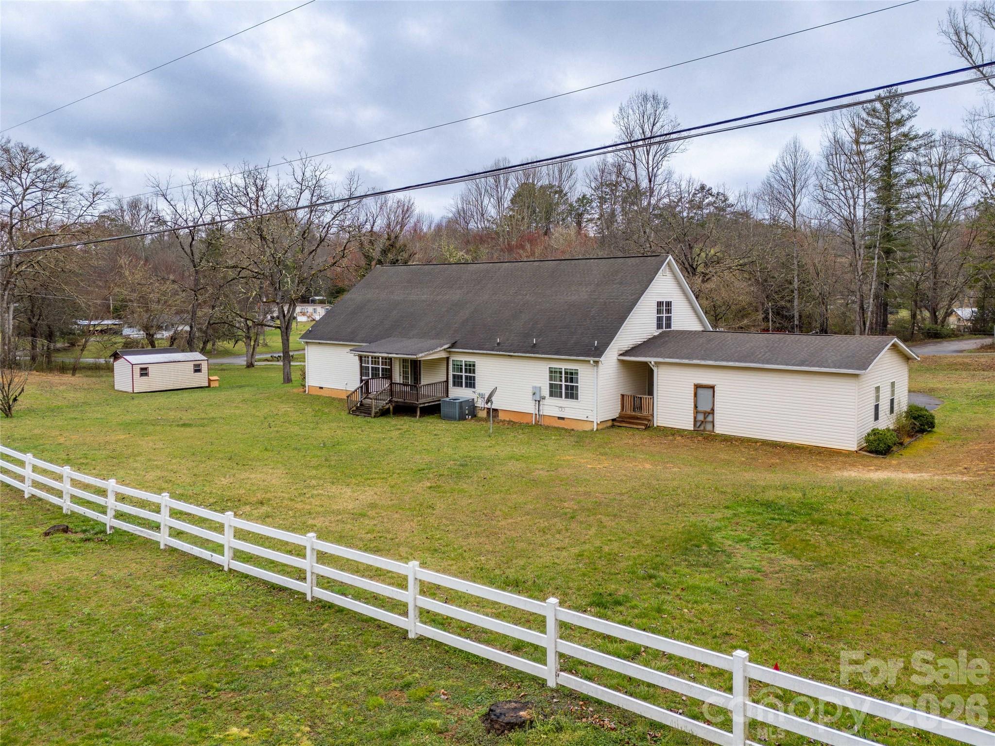 1564 Camp Creek Road — Whittier