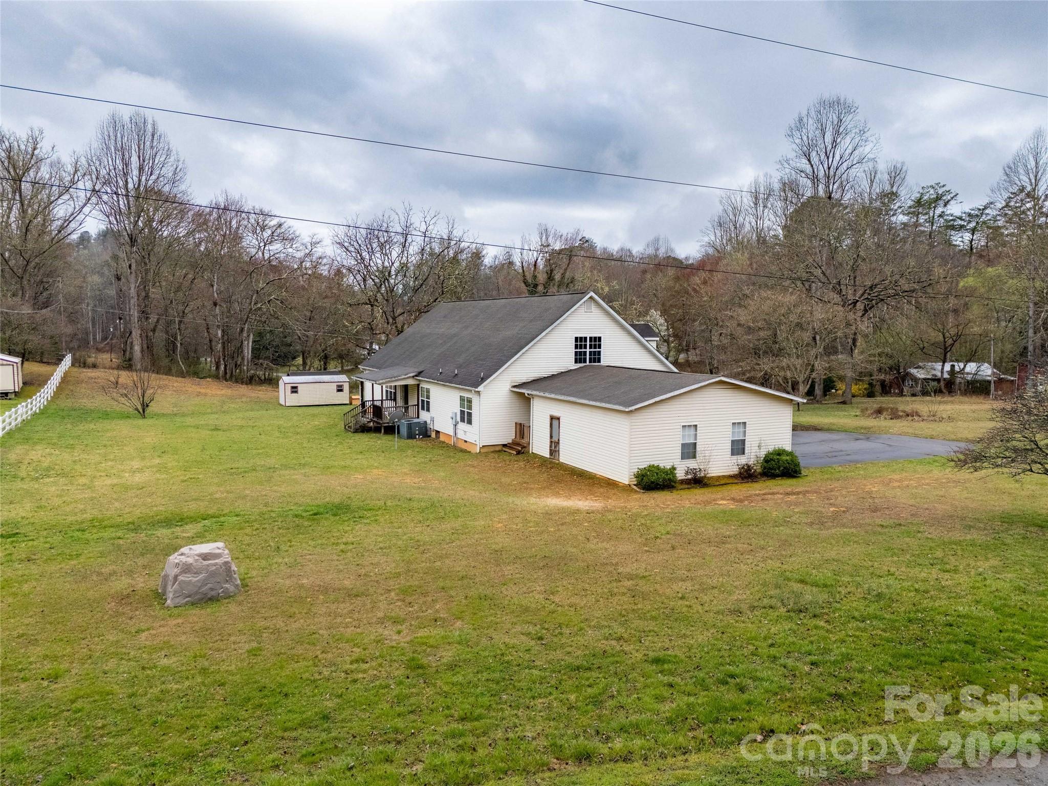1564 Camp Creek Road — Whittier