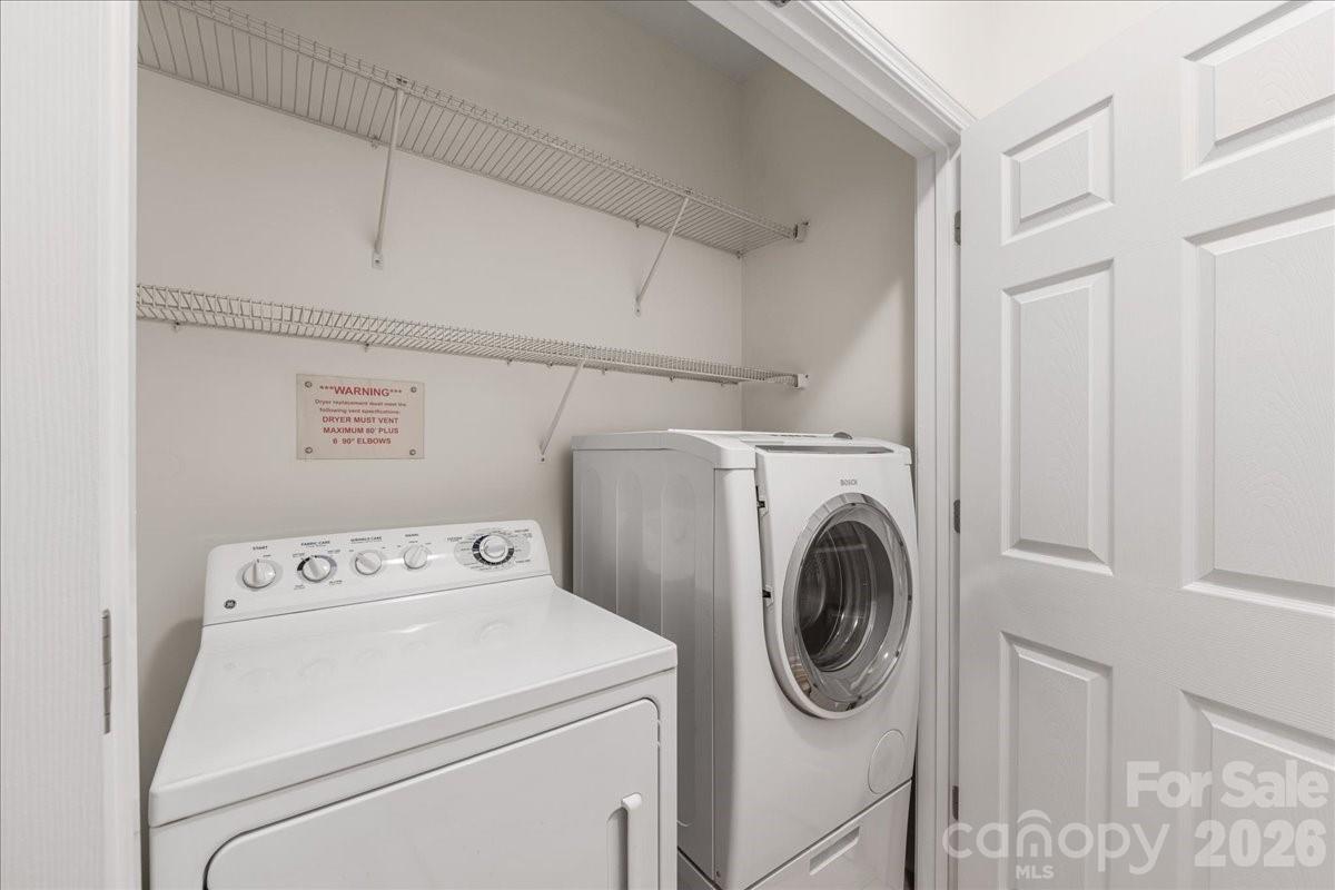 1000 E Woodlawn Road #118 — Charlotte