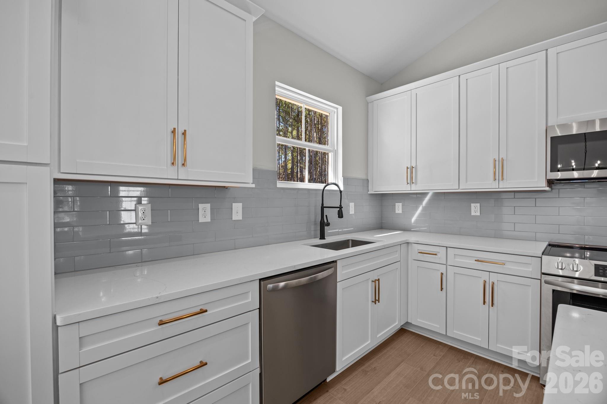 2287 Lee Lawing Road — Lincolnton