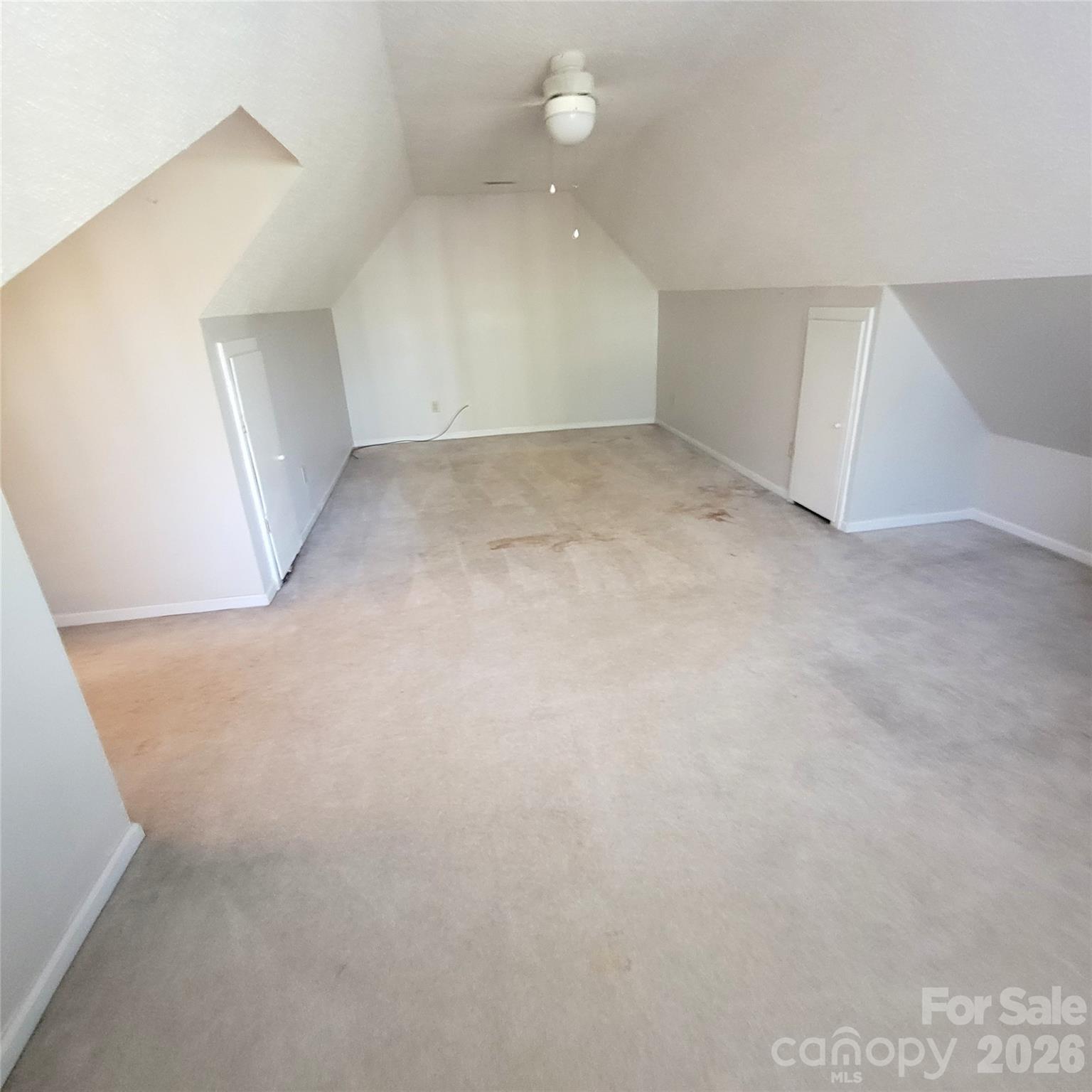 1009 Hunley Hill Court — Matthews