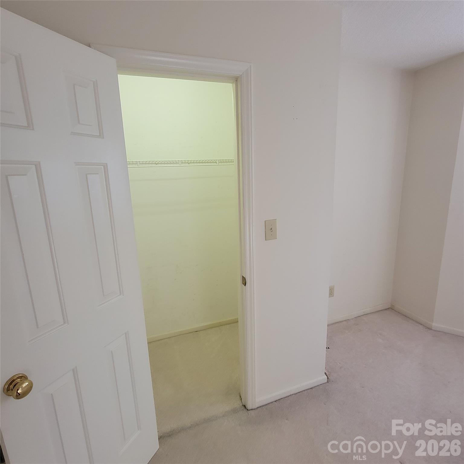 1009 Hunley Hill Court — Matthews