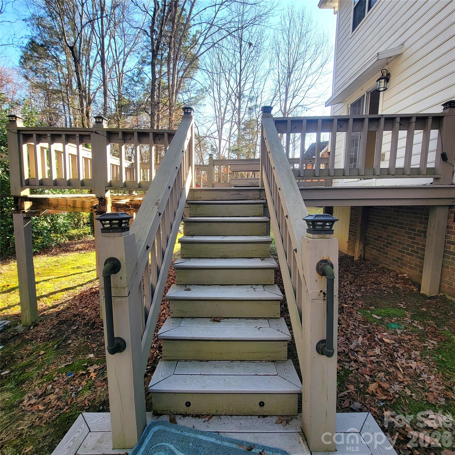 1009 Hunley Hill Court — Matthews