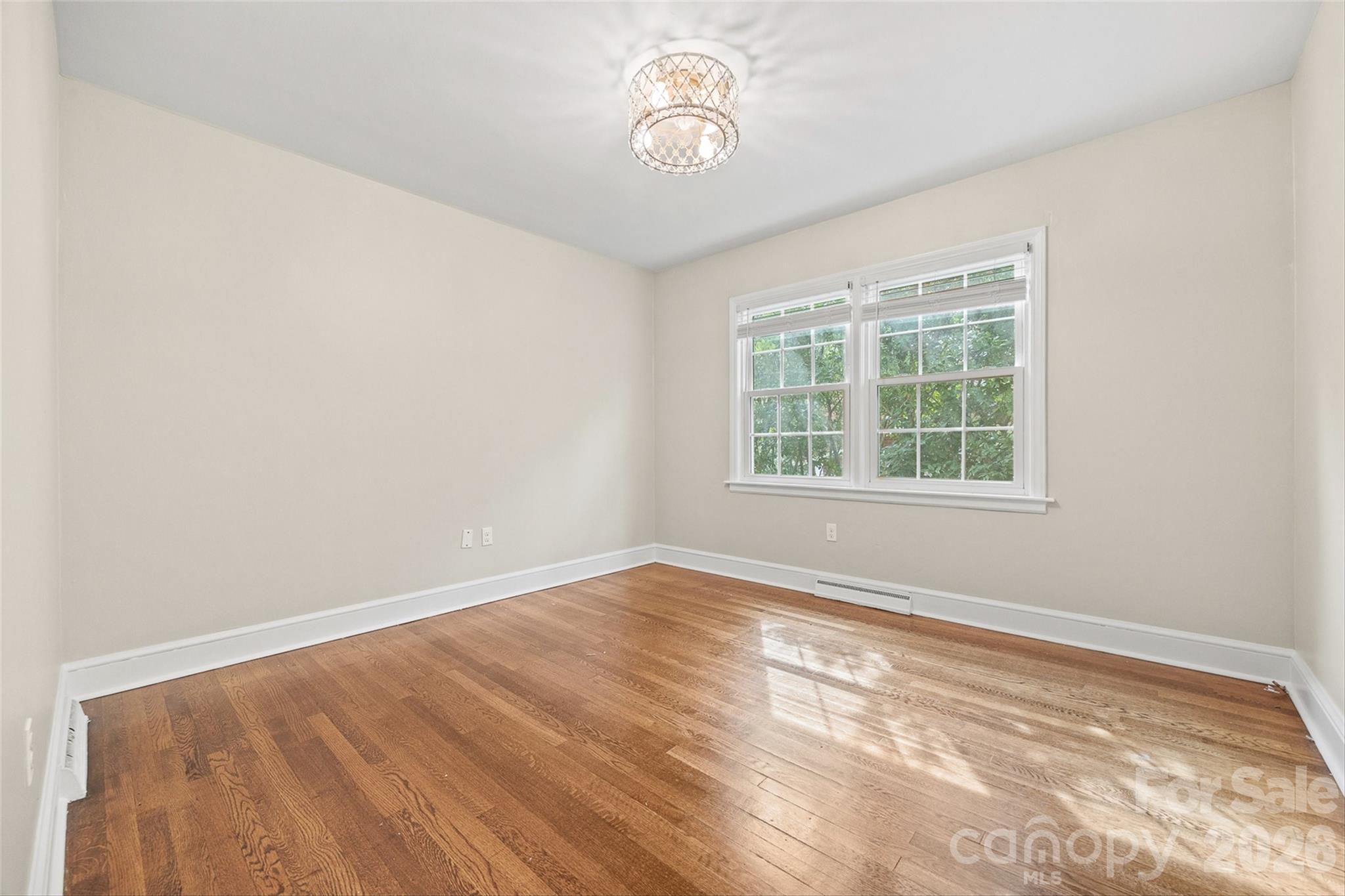 946 Scotch Drive — Gastonia