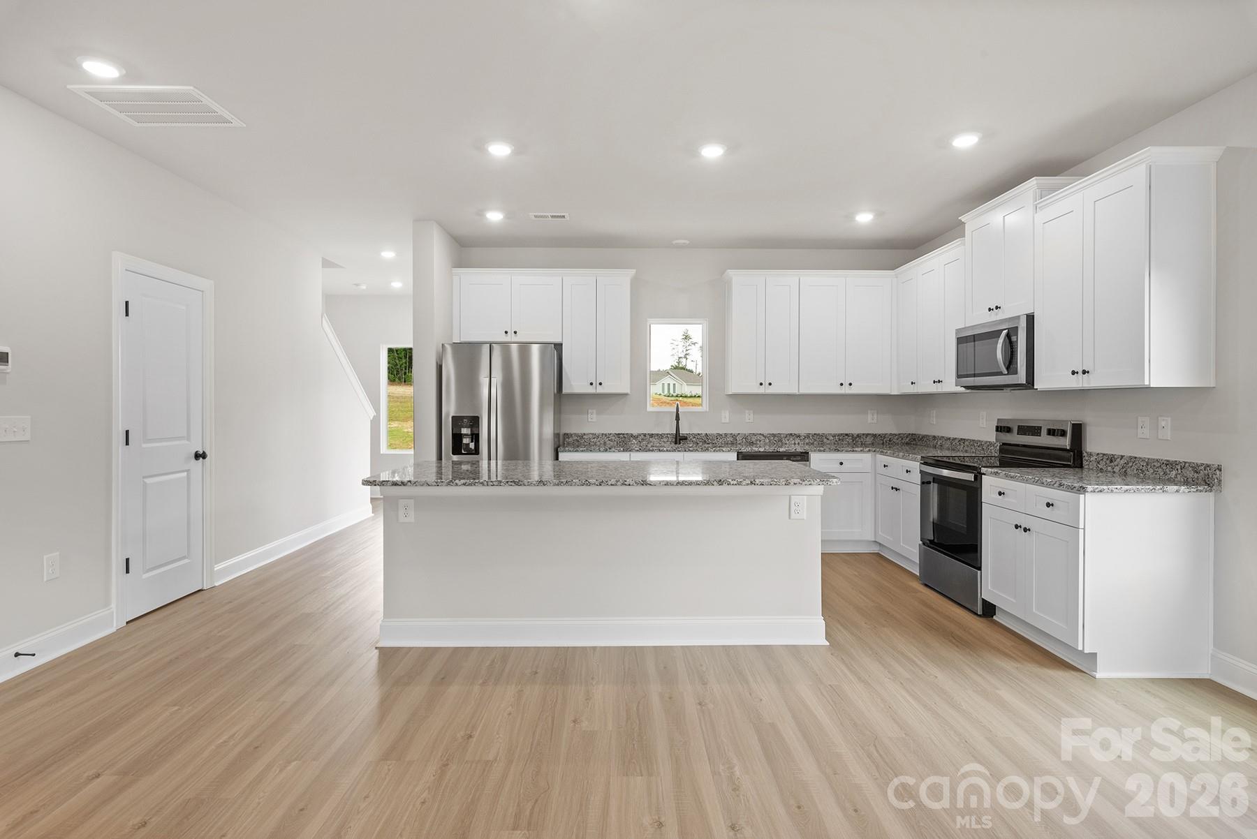 6734 Fairford Drive — Charlotte
