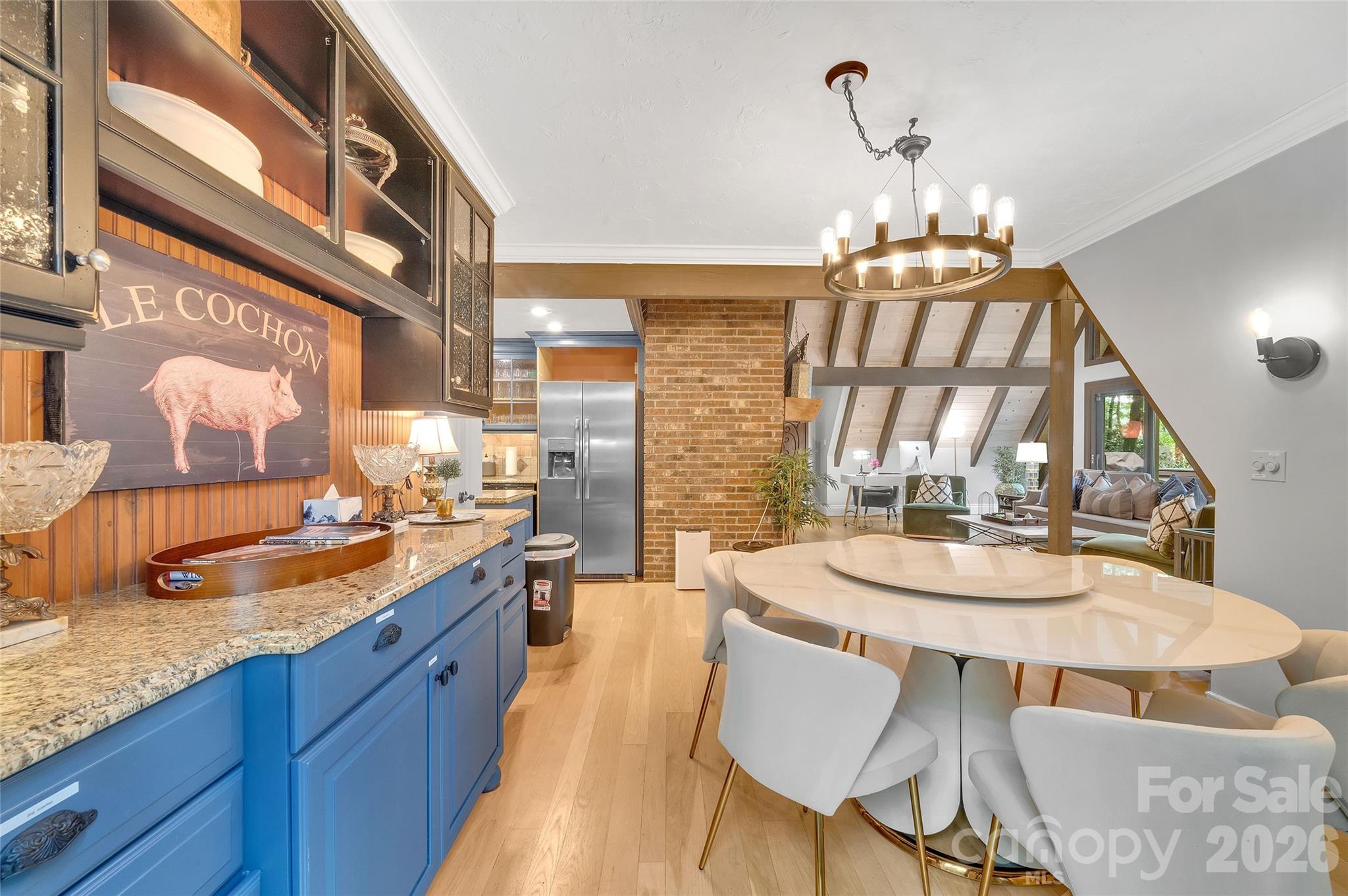562 West Club Boulevard — Lake Toxaway