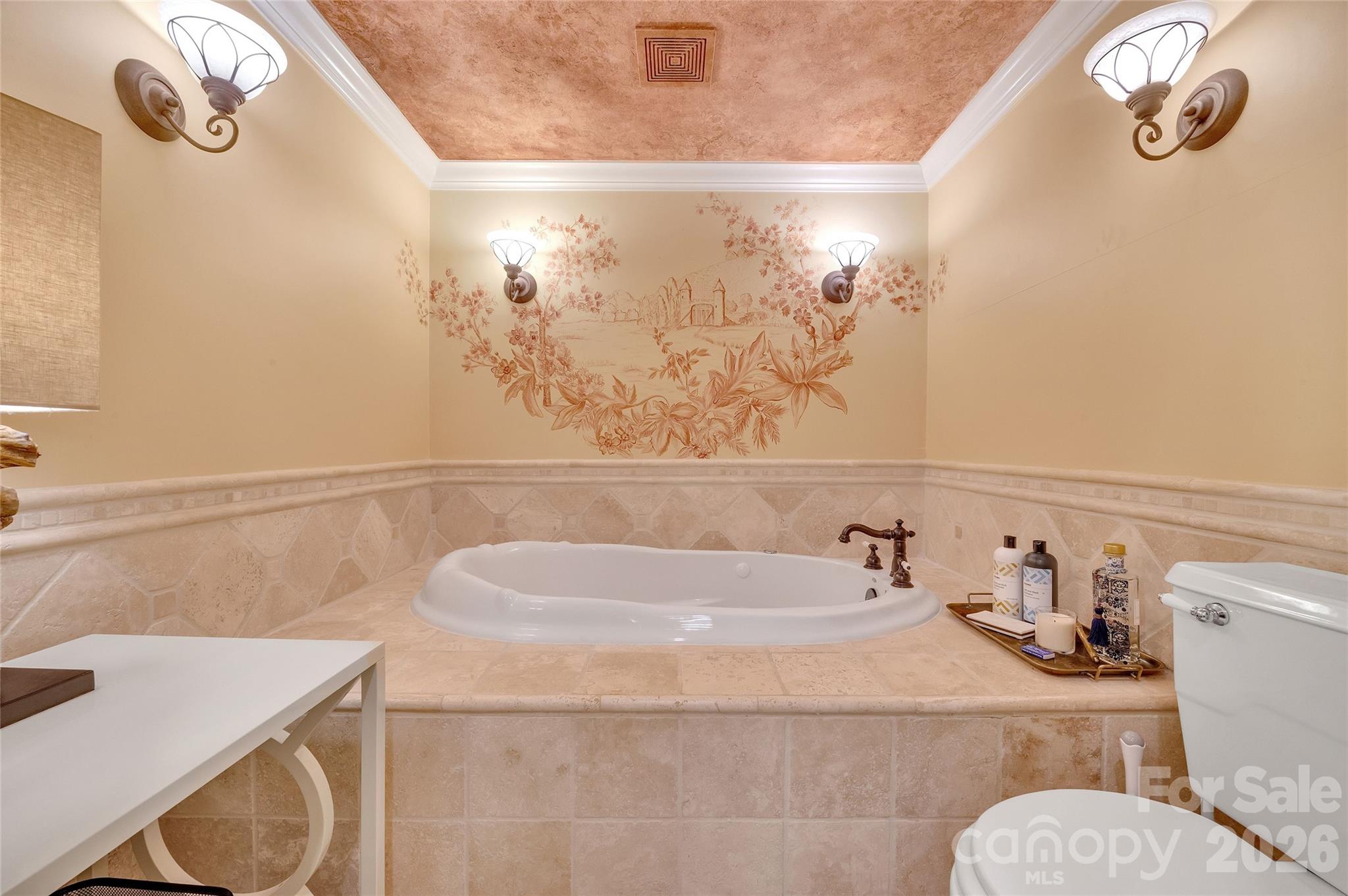 562 West Club Boulevard — Lake Toxaway