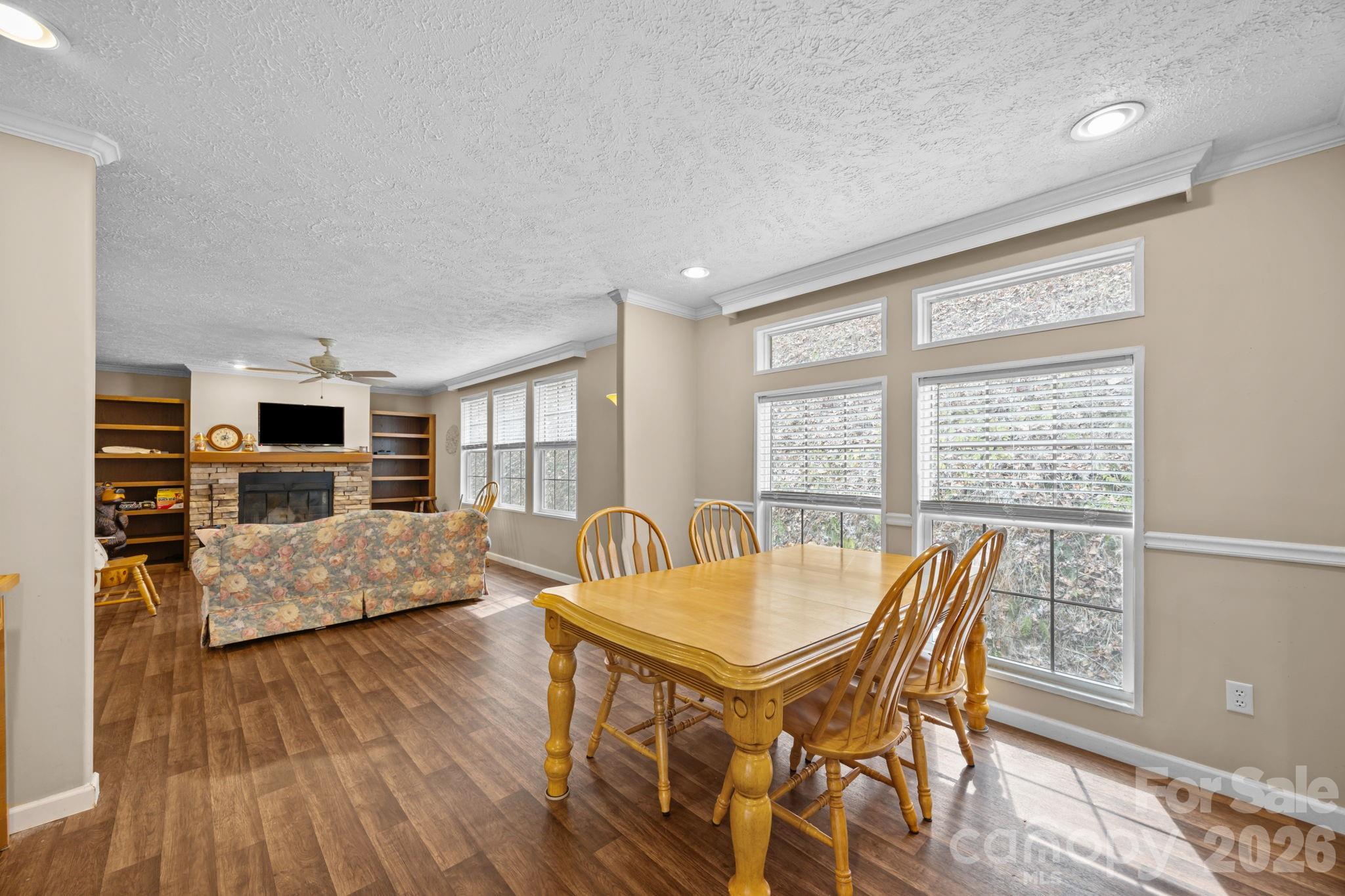 193 Tipstill Cove — Waynesville