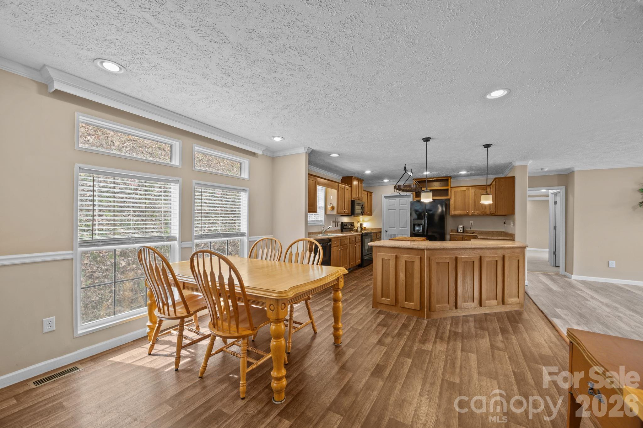 193 Tipstill Cove — Waynesville