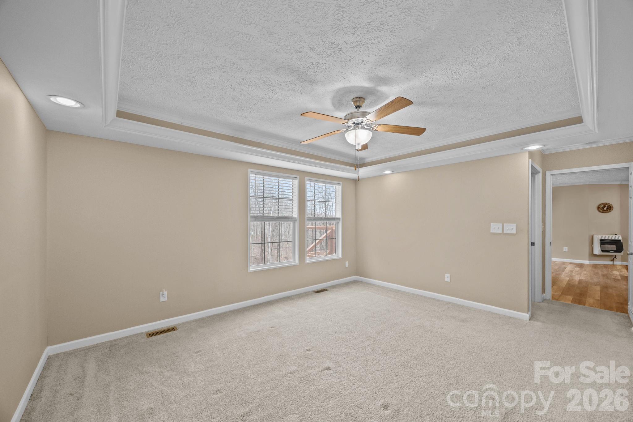 193 Tipstill Cove — Waynesville