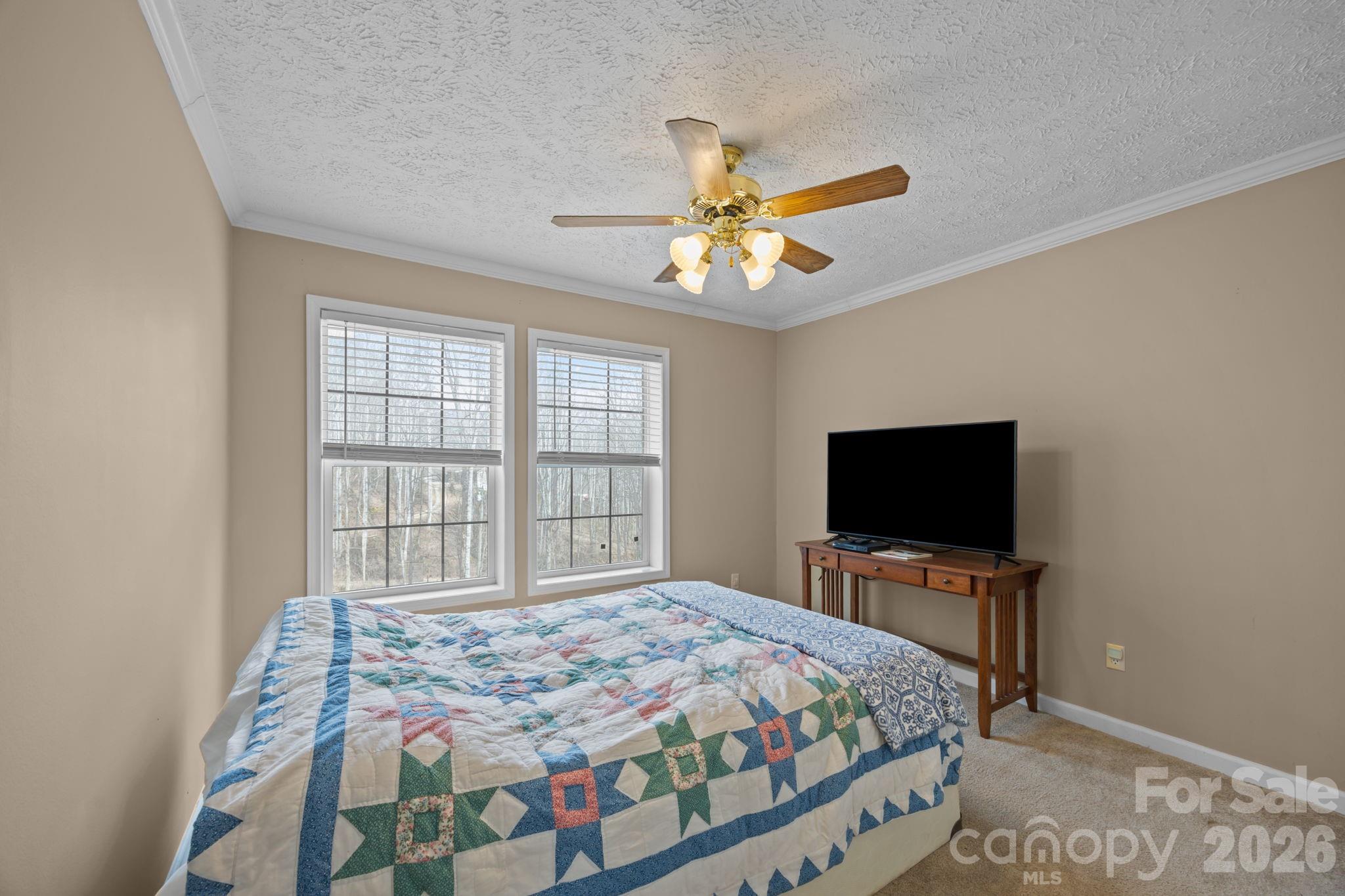 193 Tipstill Cove — Waynesville